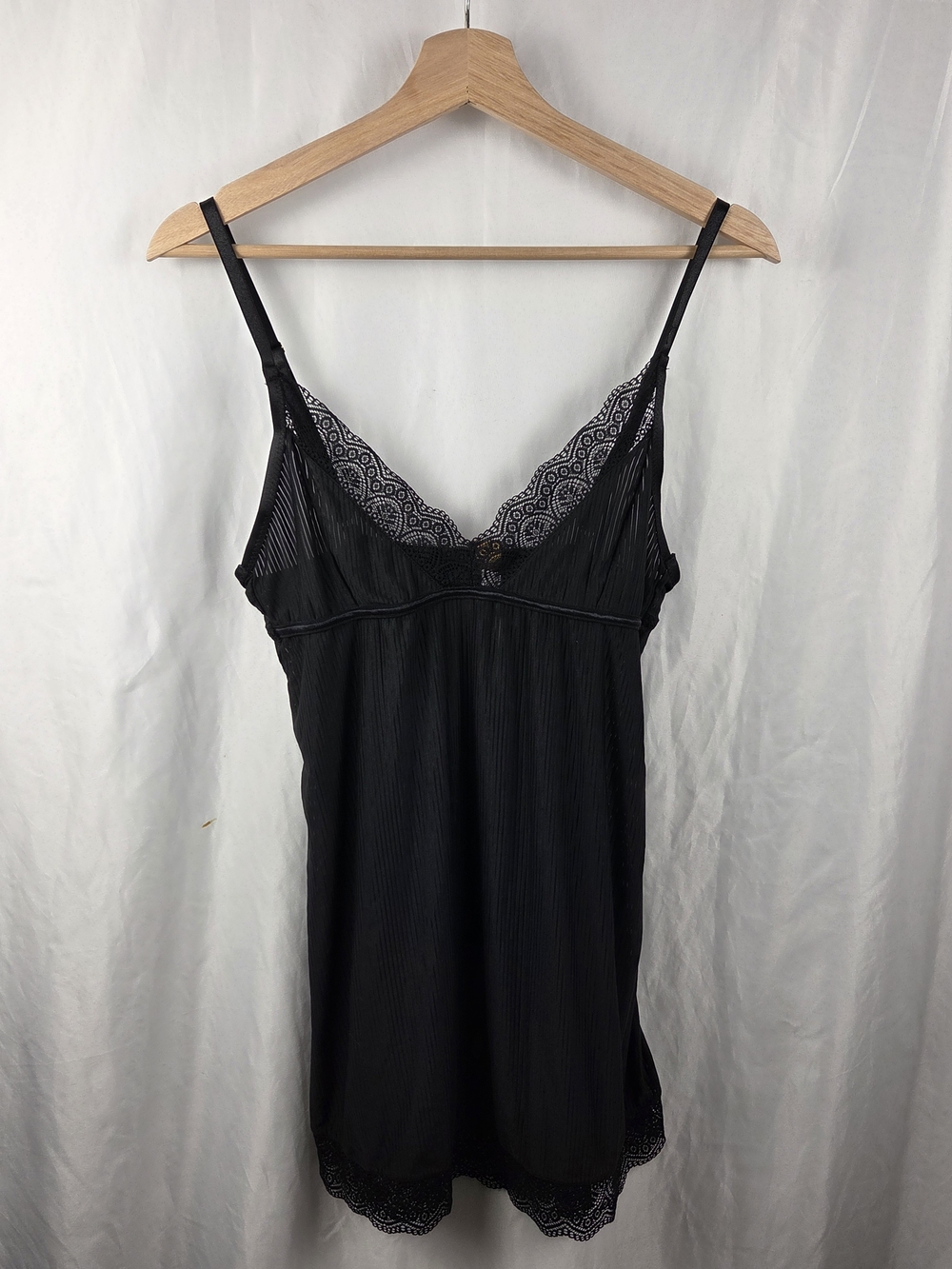 Just Sexy Lingerie Black Lace-Trim Top Intimates Size Large